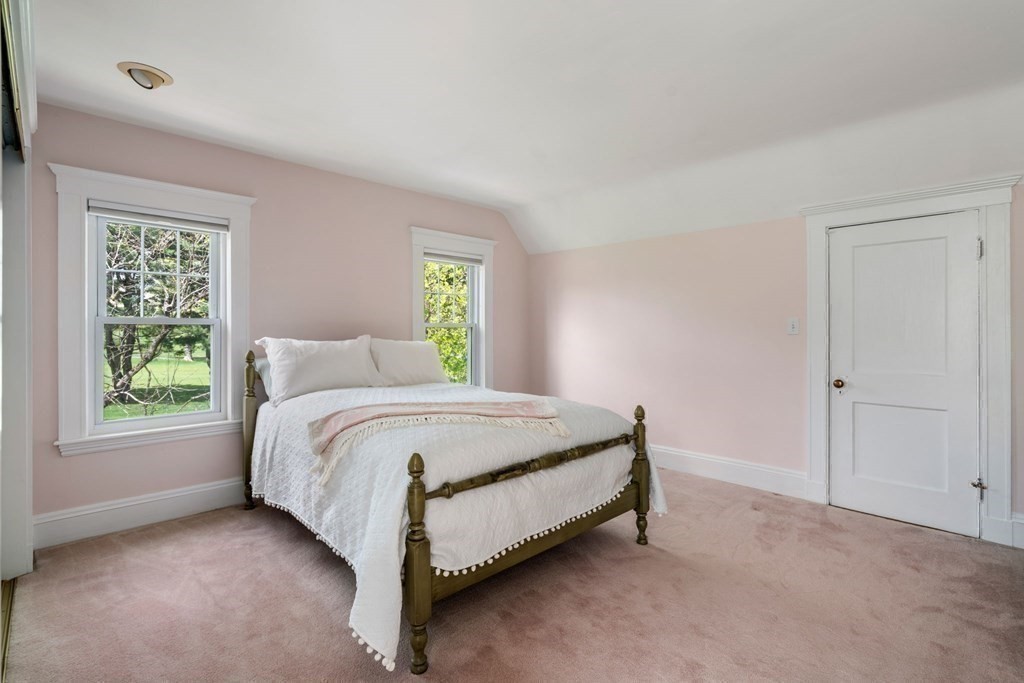 67 Commonwealth Road Watertown, MA 02472 - Photo 18 of 29 Gallery Image 18