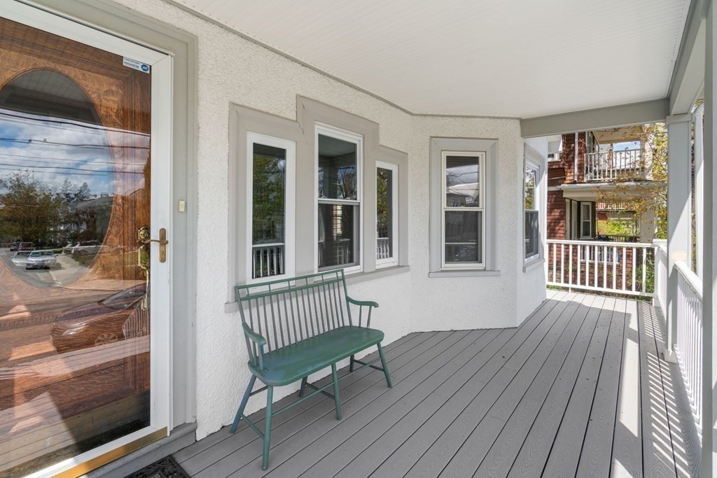 67 Commonwealth Road Watertown, MA 02472 - Photo 2 of 29 Gallery Image 2