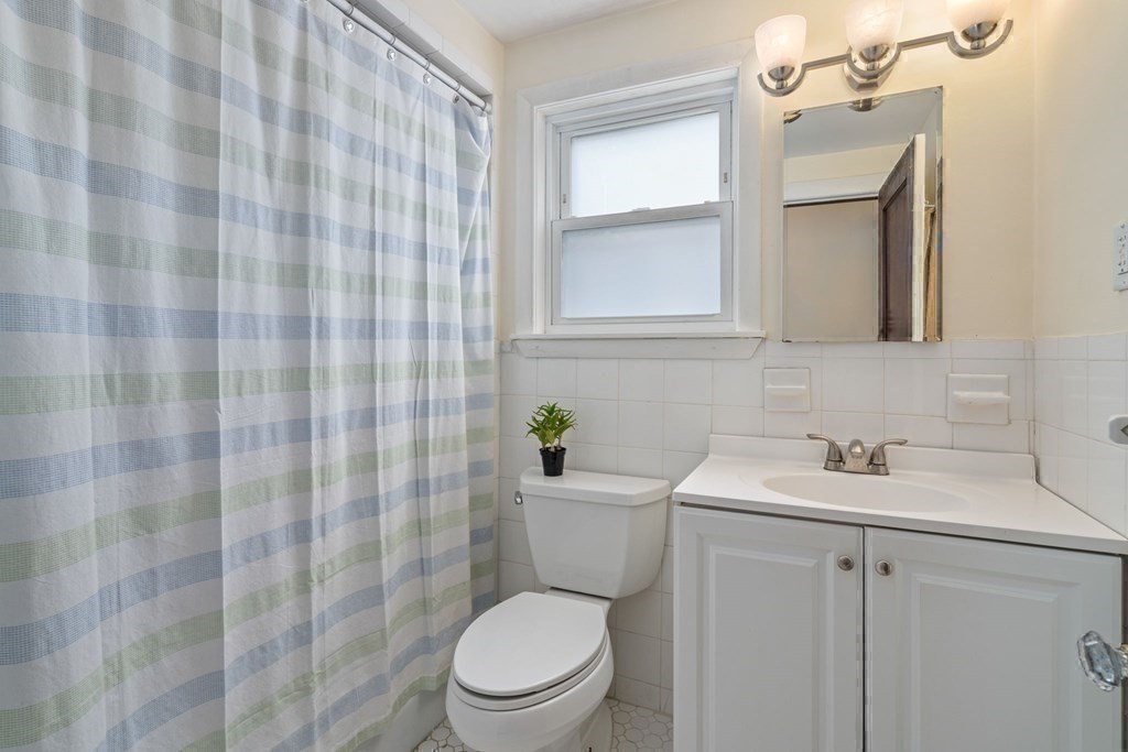 67 Commonwealth Road Watertown, MA 02472 - Photo 27 of 29 Gallery Image 27