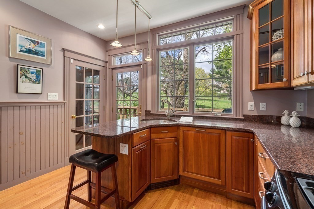 67 Commonwealth Road Watertown, MA 02472 - Photo 9 of 29 Gallery Image 9