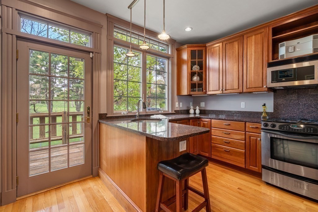 67 Commonwealth Road Watertown, MA 02472 - Photo 10 of 29 Gallery Image 10