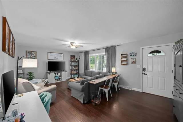 $265,000 | 2409 Elephant Trail, St. Joseph, MO 64506