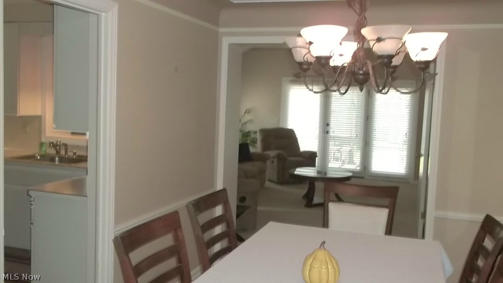 4401 Baintree Road University Heights, OH 44118 - Photo 20 of 25