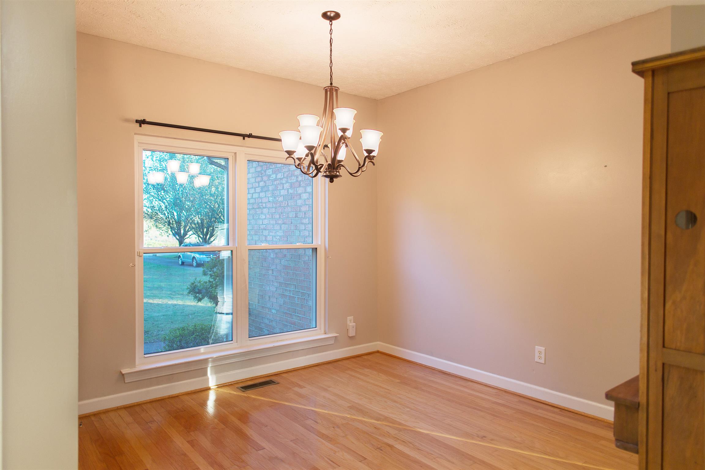 806 Mires Road Mount Juliet, TN 37122 - Photo 16 of 28 Formal dining area