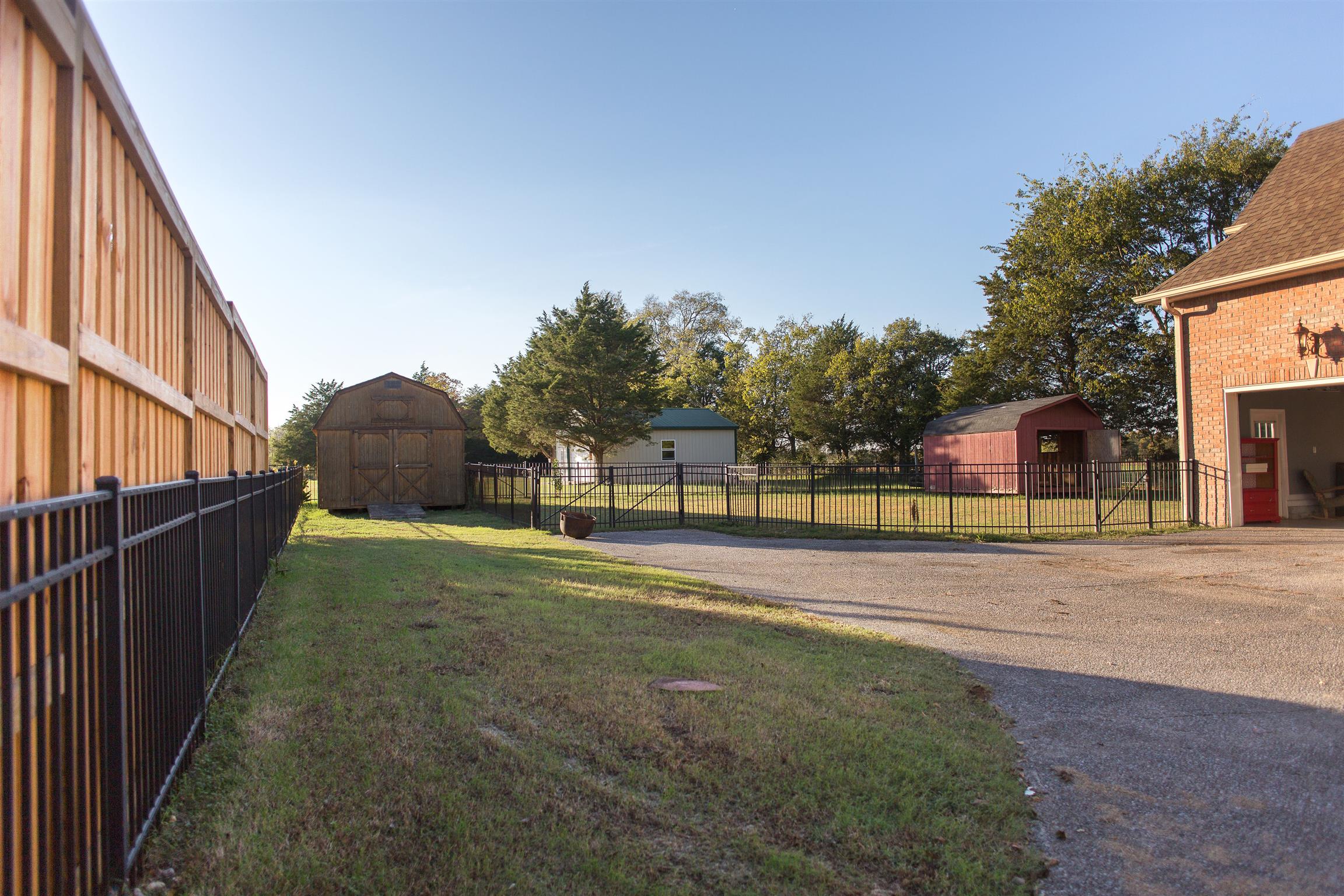 806 Mires Road Mount Juliet, TN 37122 - Photo 21 of 28 Massive fenced in area