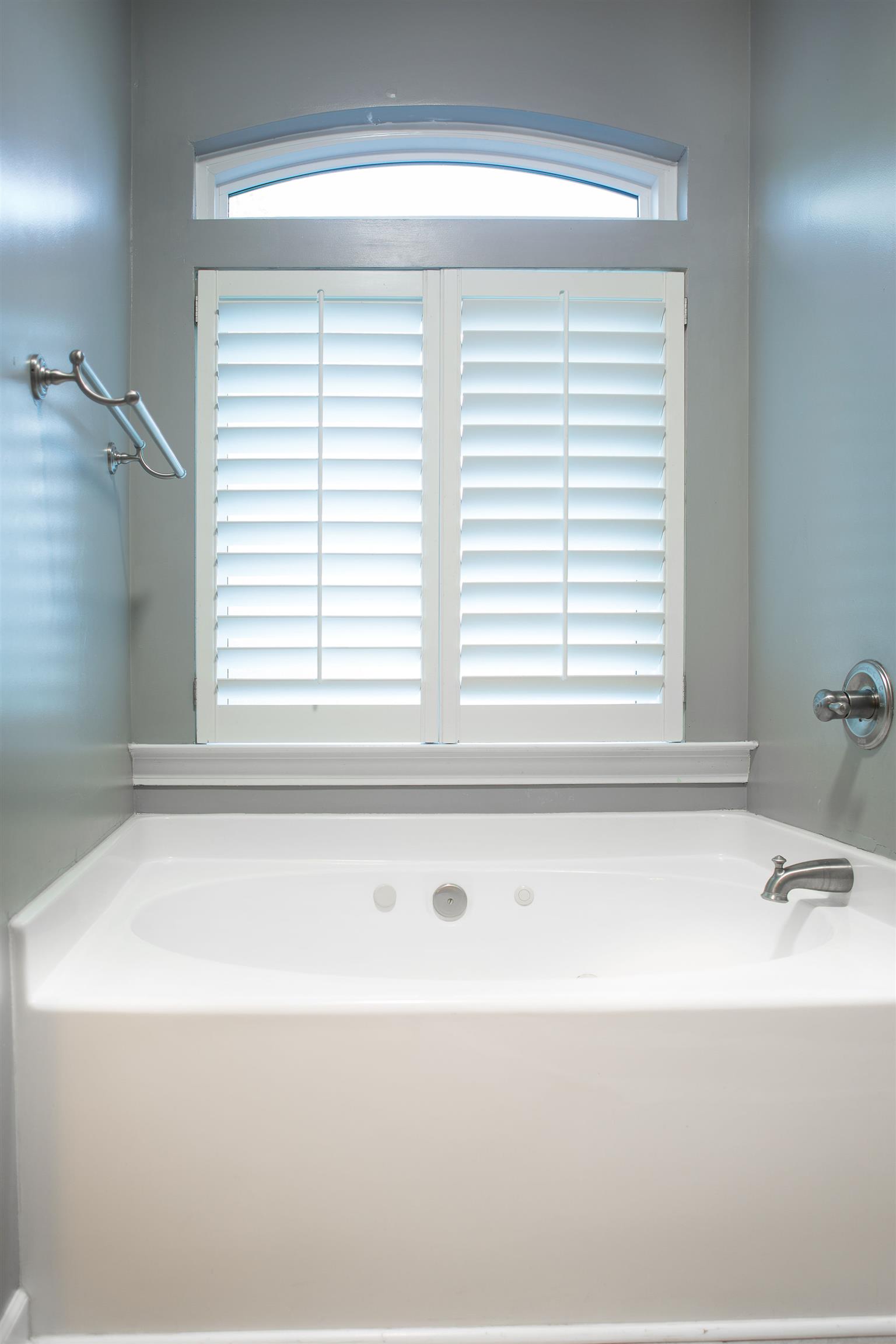 806 Mires Road Mount Juliet, TN 37122 - Photo 8 of 28 jetted Jacuzzi tub