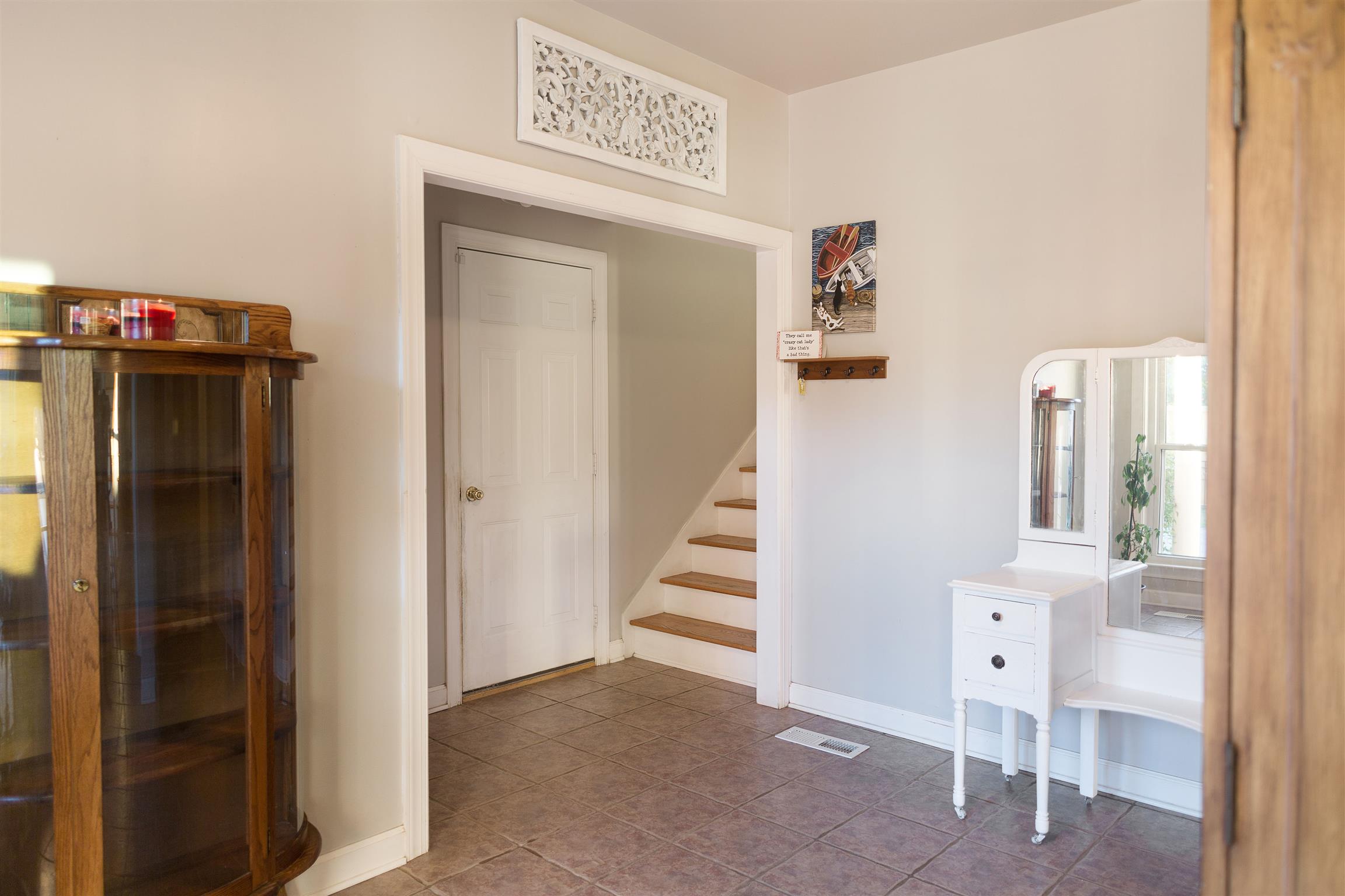 806 Mires Road Mount Juliet, TN 37122 - Photo 9 of 28 Separate entrance and foyer for in-law area as well as its own garage space.