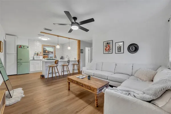 $2,800 | 798 East 26th Avenue, New Smyrna Beach, FL 32169