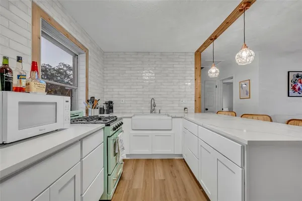 $2,800 | 798 East 26th Avenue, New Smyrna Beach, FL 32169