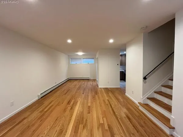 $3,250 | 42 Sintsink Drive East, Unit 4, Port Washington, NY 11050