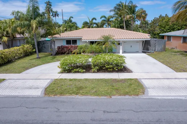 $749,000 | 421 Southeast 4th Terrace, Pompano Beach, FL 33060