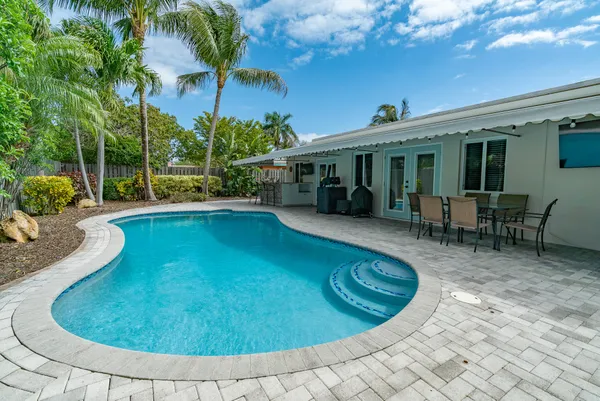 $749,000 | 421 Southeast 4th Terrace, Pompano Beach, FL 33060