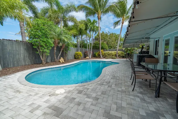 $749,000 | 421 Southeast 4th Terrace, Pompano Beach, FL 33060