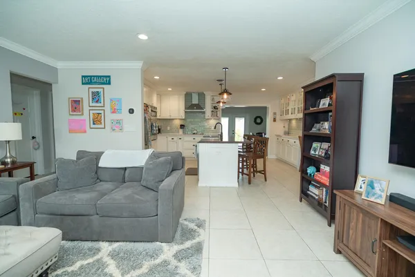 $749,000 | 421 Southeast 4th Terrace, Pompano Beach, FL 33060