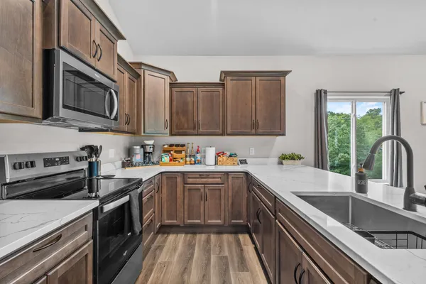 $750,000 | W5066 West Long Lake Road, Waupaca, WI 54981