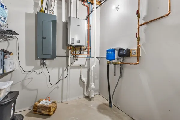 $750,000 | W5066 West Long Lake Road, Waupaca, WI 54981