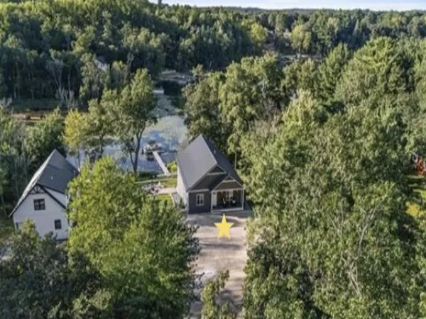 $750,000 | W5066 West Long Lake Road, Waupaca, WI 54981