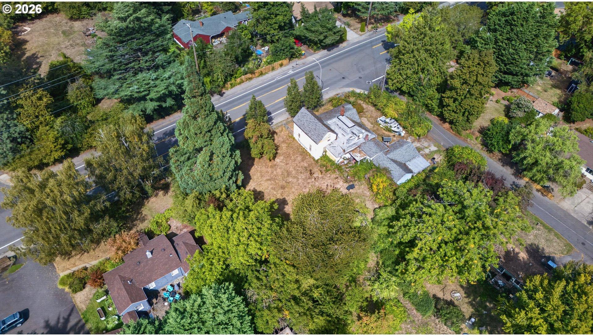 7742 Southwest Oleson Road Portland, OR 97223 - Photo 10 of 22 Gallery Image 10