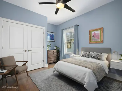 $999,900 | 184 East Grantley Avenue, Elmhurst, IL 60126