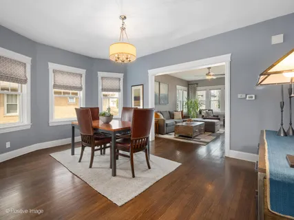 $999,900 | 184 East Grantley Avenue, Elmhurst, IL 60126