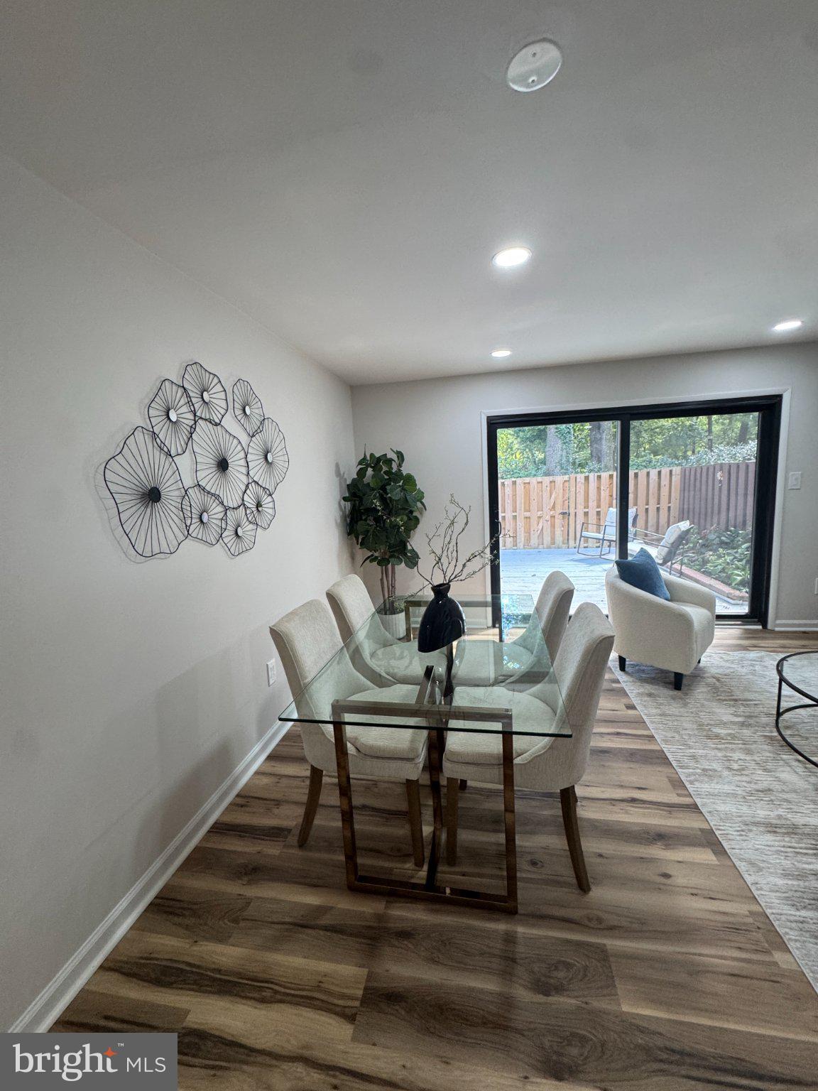 2292 White Cornus Lane Reston, VA 20191 - Photo 2 of 33 Gallery Image 2