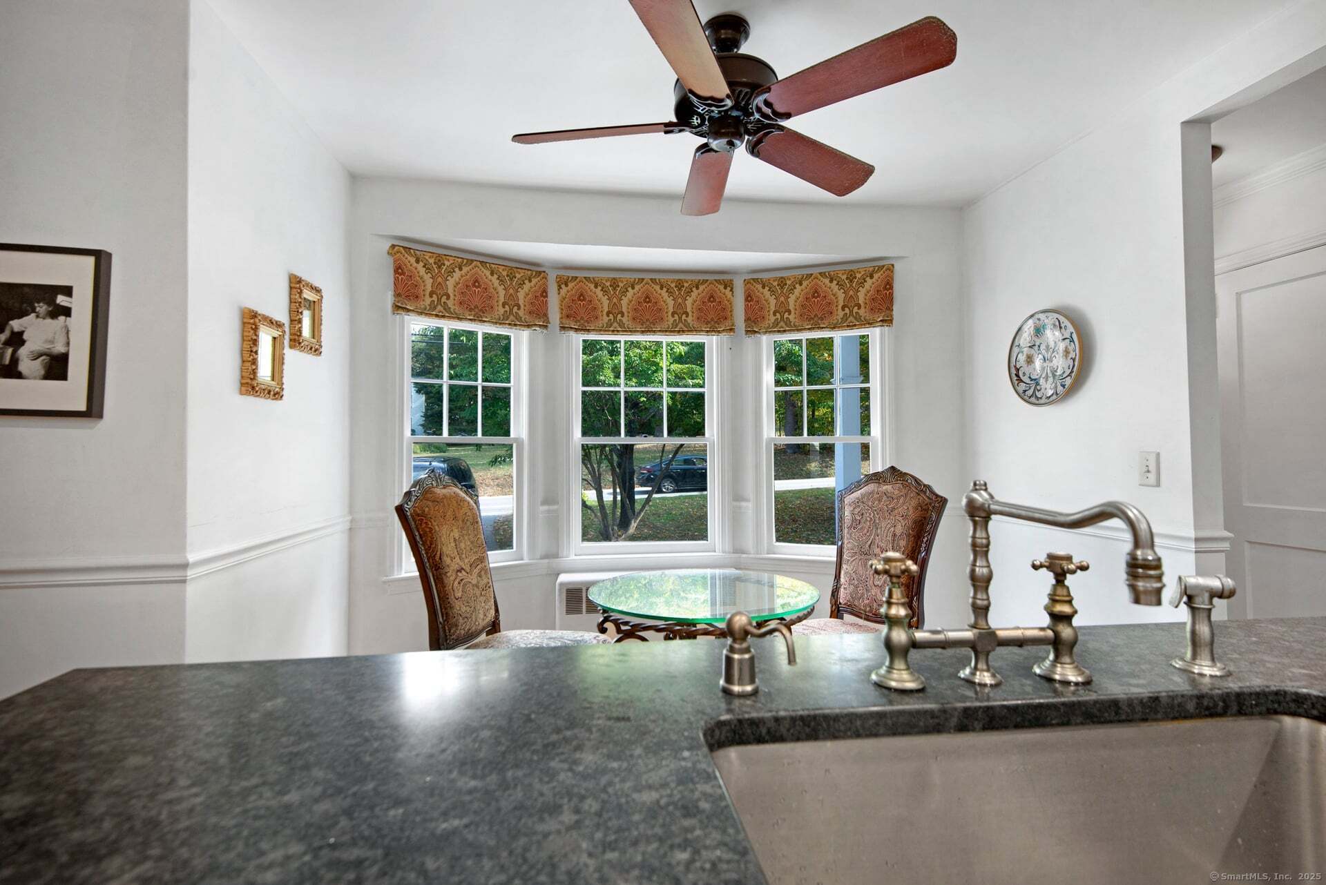 79 Middlesex Avenue Chester, CT 06412 - Photo 4 of 31