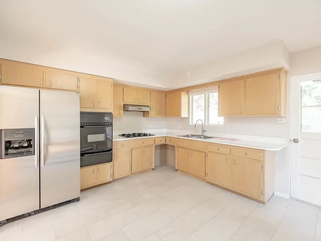 $419,900 | 2858 Kensington Avenue, Westchester, IL 60154