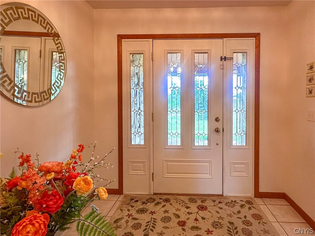 2354 Middle Road Oneida, NY 13409 - Photo 7 of 50