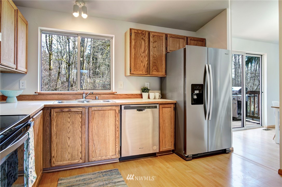 1208 223rd Street Southwest Bothell, WA 98021 - Photo 11 of 24