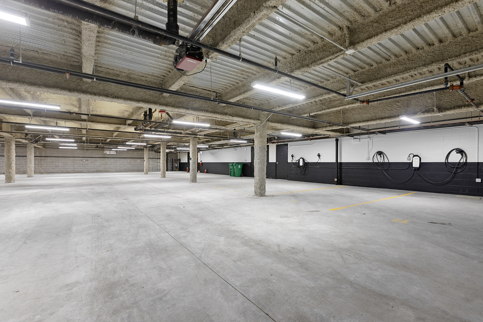 1801 West Grand Avenue, Unit 202 Chicago, IL 60622 - Photo 17 of 18 a view of a garage