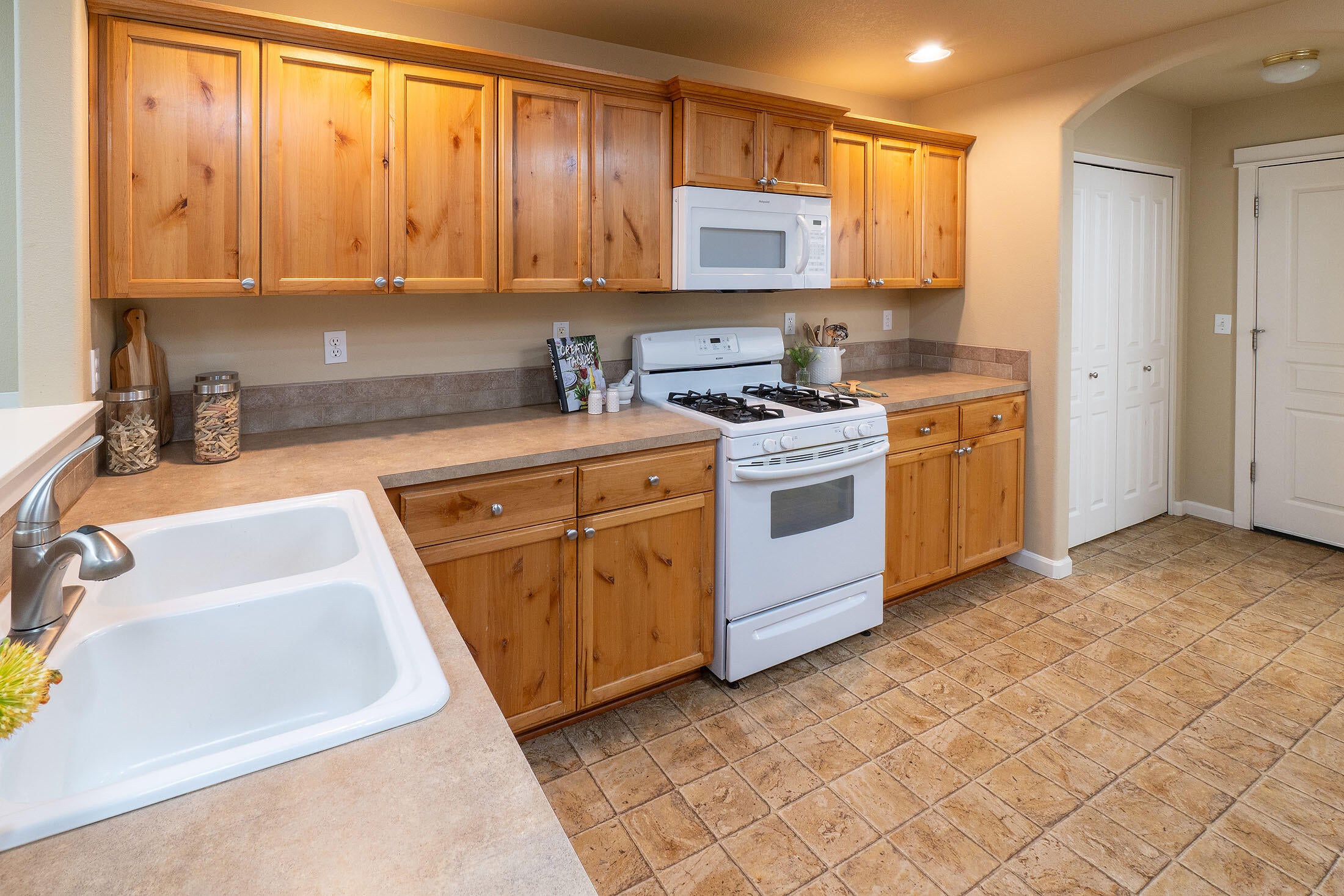 2822 Northwest Elm Avenue Redmond, OR 97756 - Photo 9 of 29 2822 NW Elm Ave_0025 copy