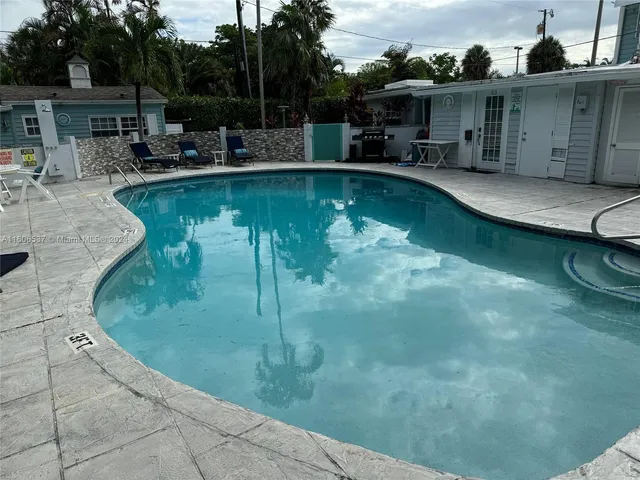 $2,300 | 65 Northeast 24th Street, Unit 61A, Wilton Manors, FL 33305