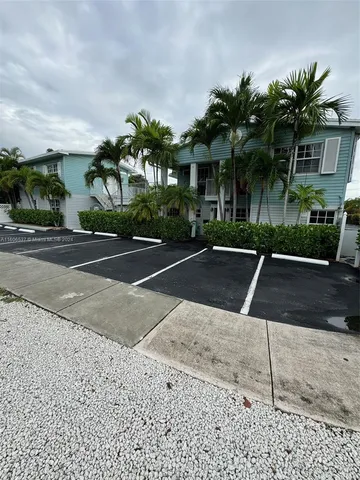 $2,300 | 65 Northeast 24th Street, Unit 61A, Wilton Manors, FL 33305