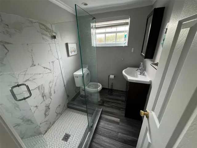 $2,300 | 65 Northeast 24th Street, Unit 61A, Wilton Manors, FL 33305