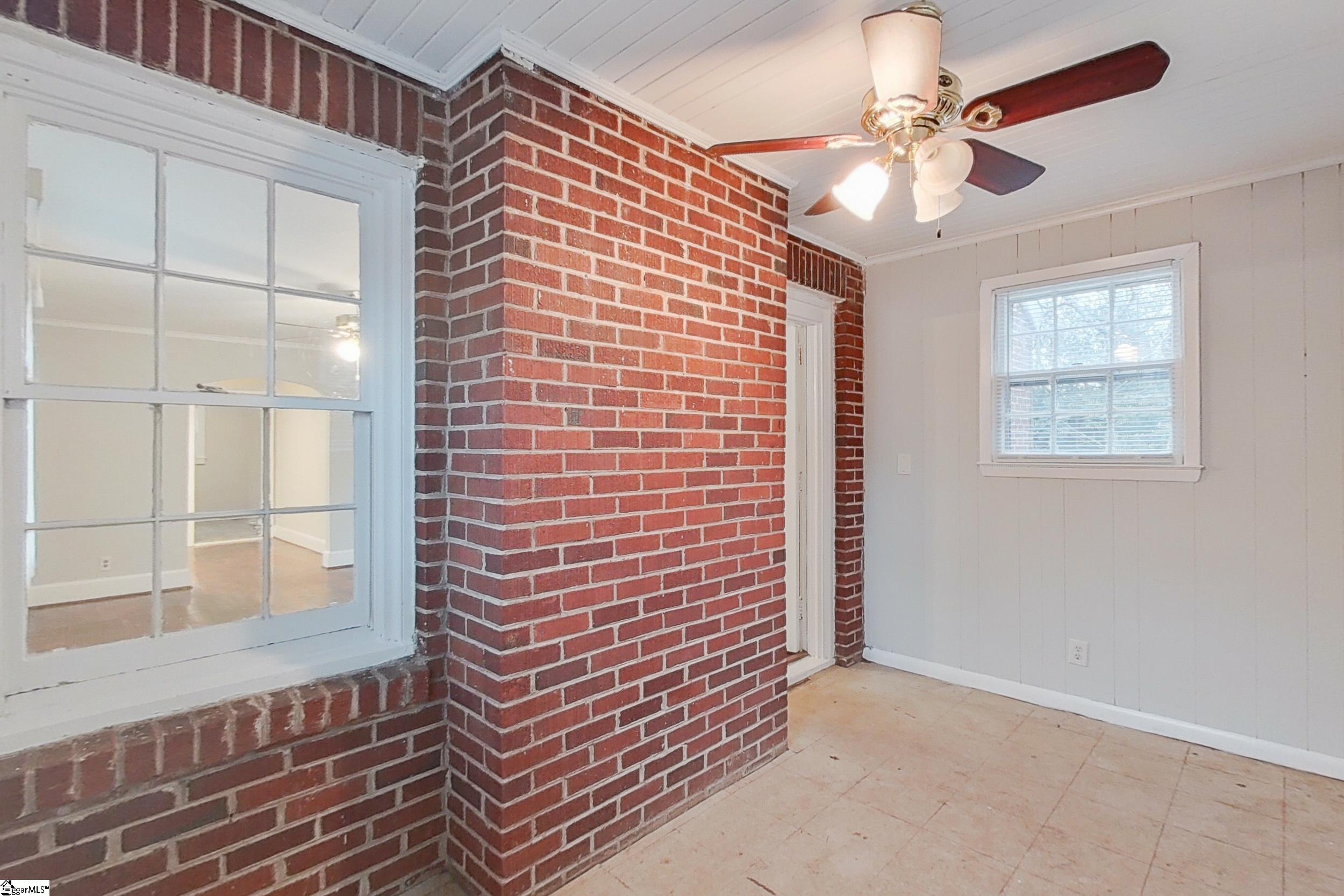35 Pleasant Ridge Avenue Greenville, SC 29605 - Photo 19 of 25 Gallery Image 19