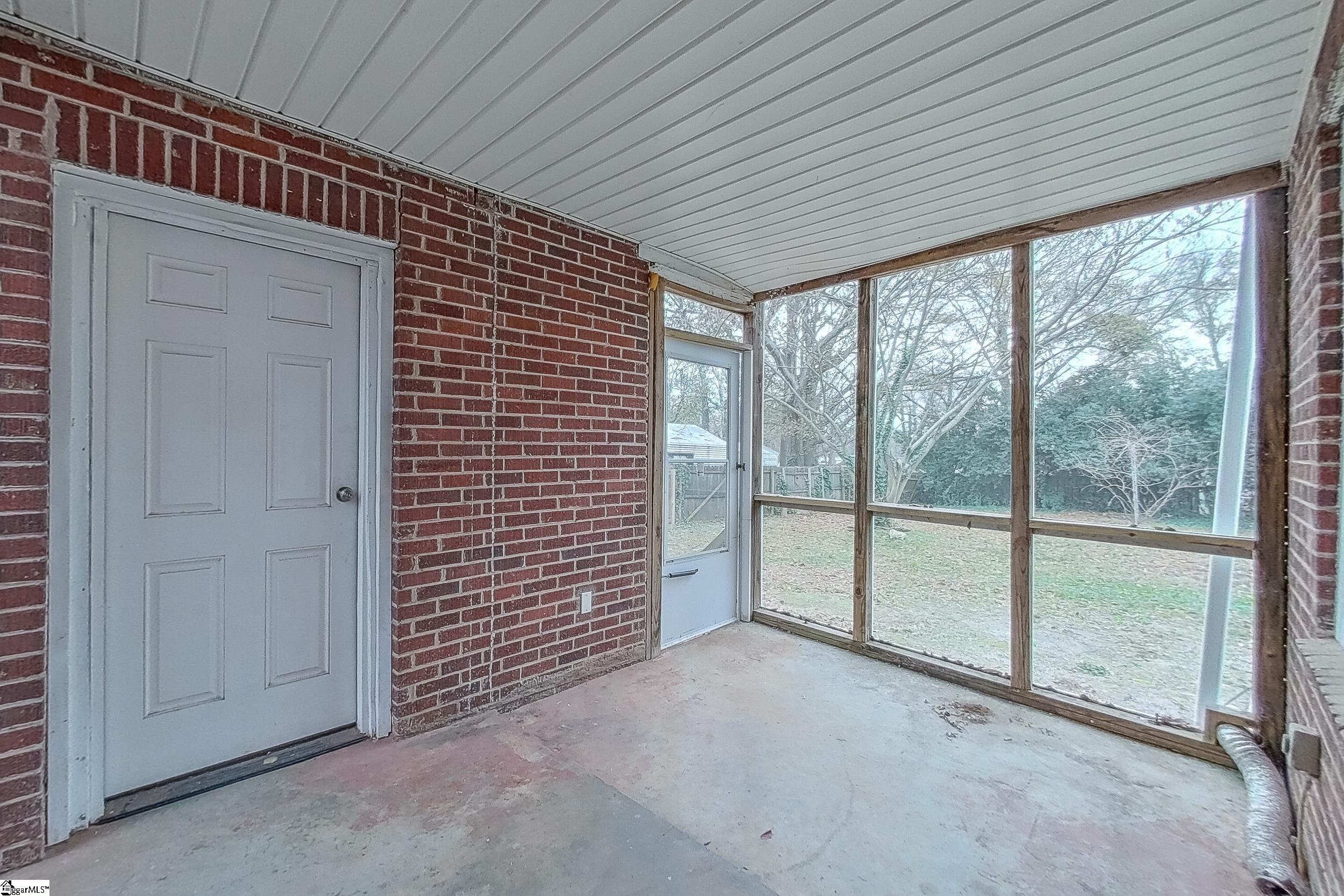 35 Pleasant Ridge Avenue Greenville, SC 29605 - Photo 20 of 25 Gallery Image 20