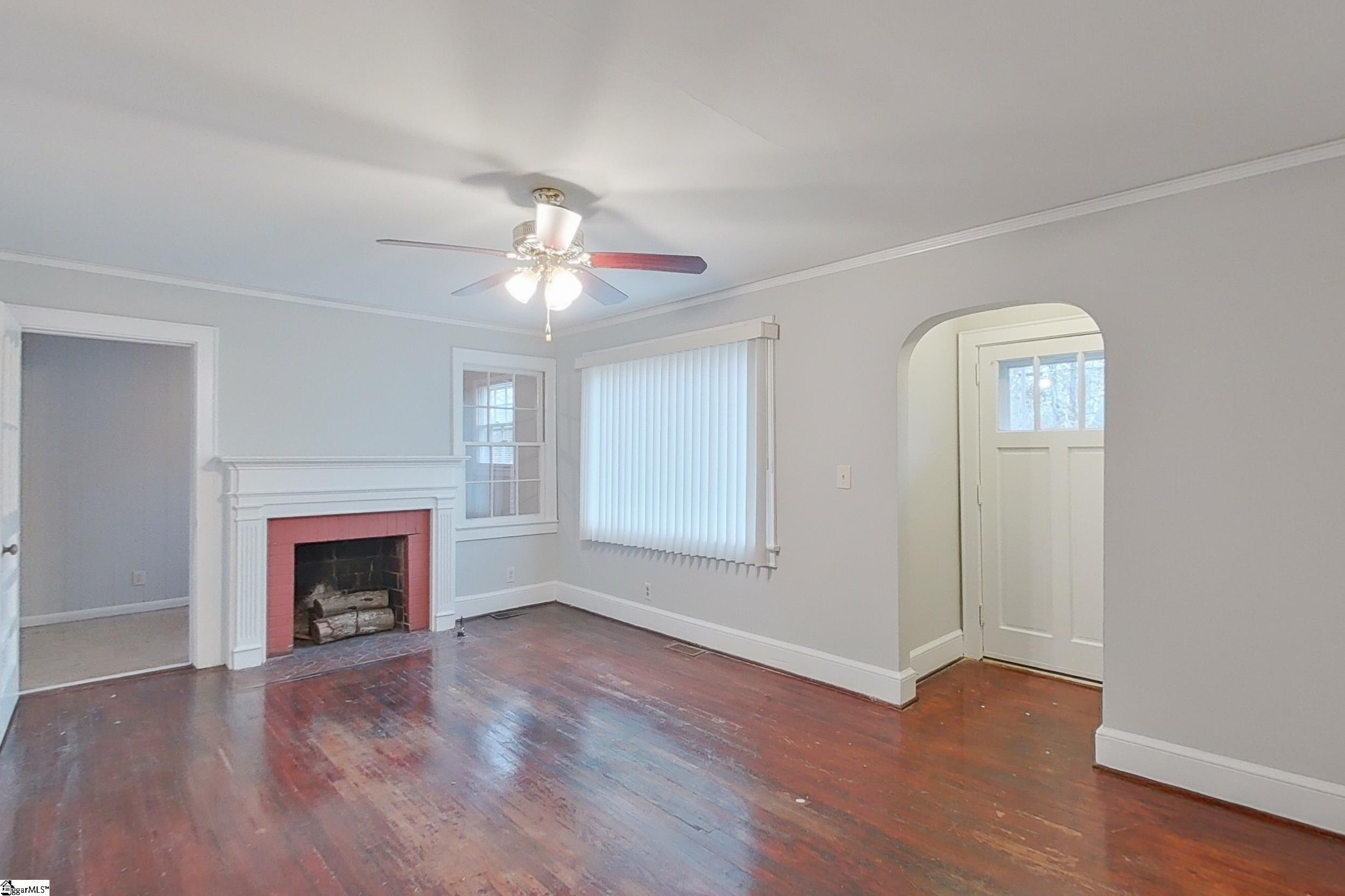 35 Pleasant Ridge Avenue Greenville, SC 29605 - Photo 3 of 25 Gallery Image 3