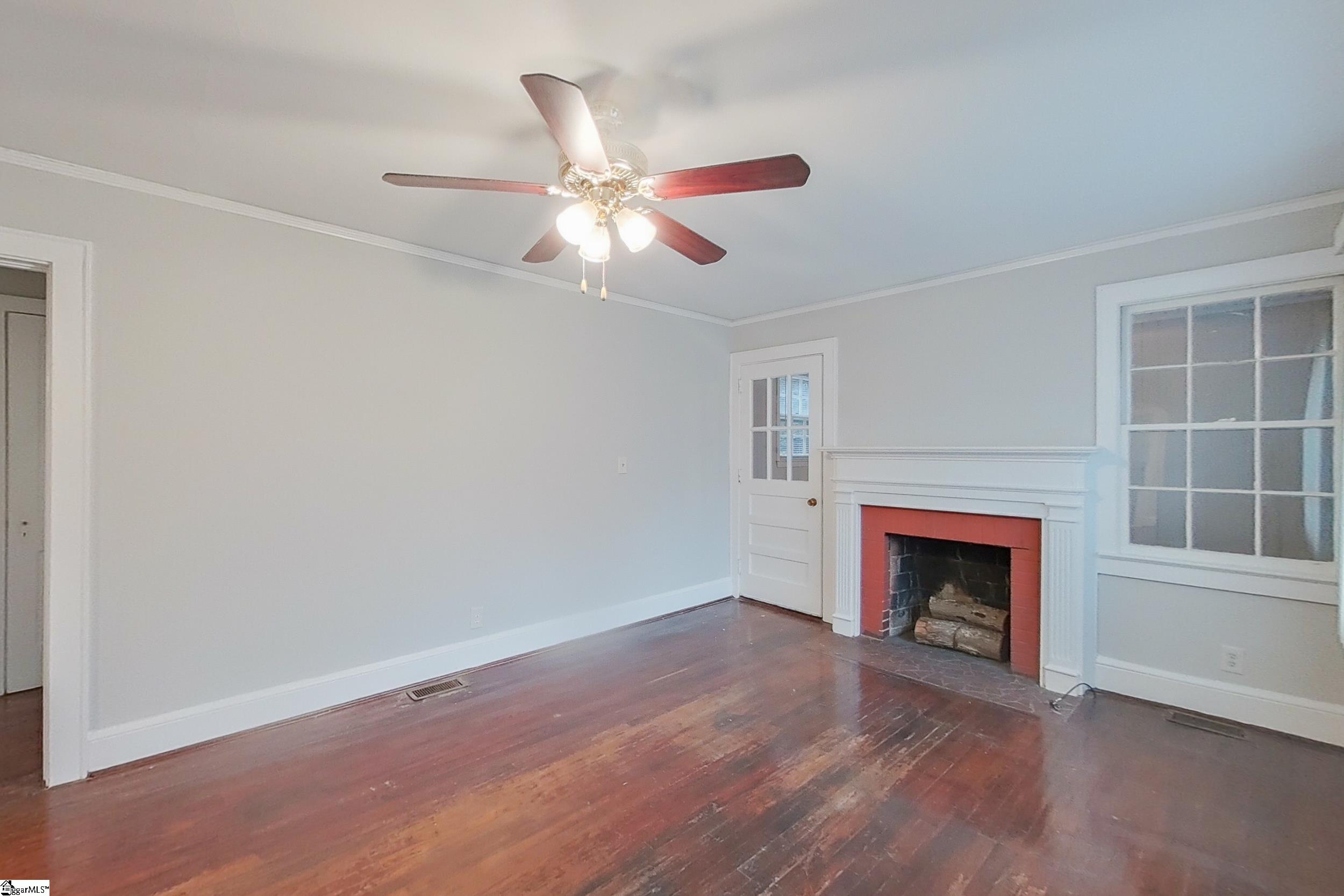35 Pleasant Ridge Avenue Greenville, SC 29605 - Photo 4 of 25 Gallery Image 4