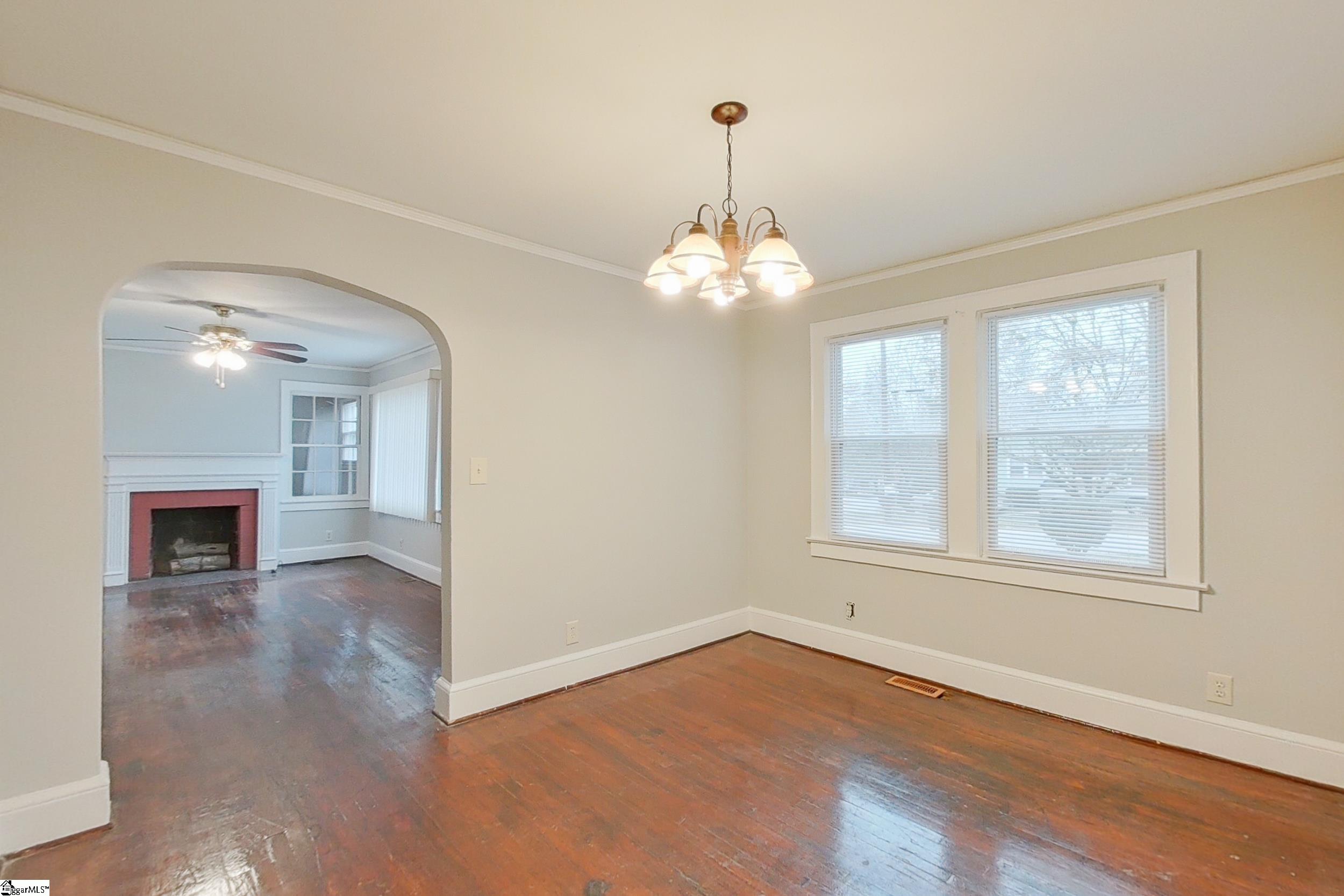 35 Pleasant Ridge Avenue Greenville, SC 29605 - Photo 6 of 25 Gallery Image 6
