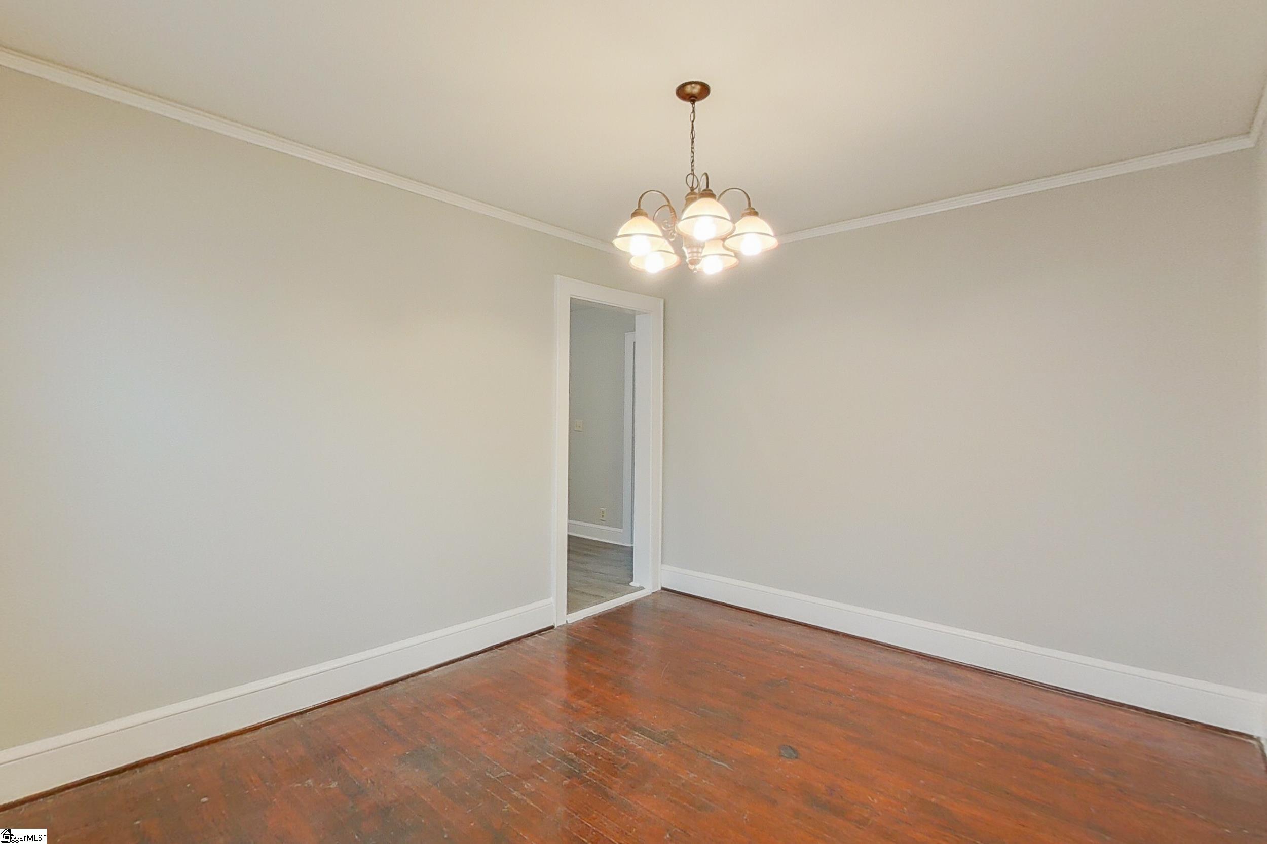 35 Pleasant Ridge Avenue Greenville, SC 29605 - Photo 8 of 25 Gallery Image 8