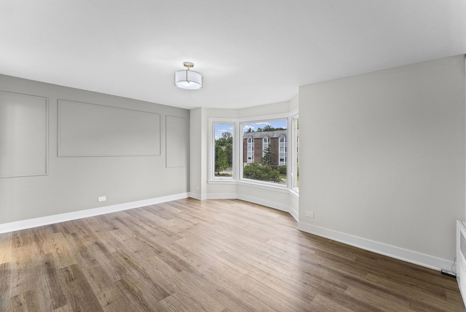 2400 Archbury Lane, Unit 2E Park Ridge, IL 60068 - Photo 12 of 18