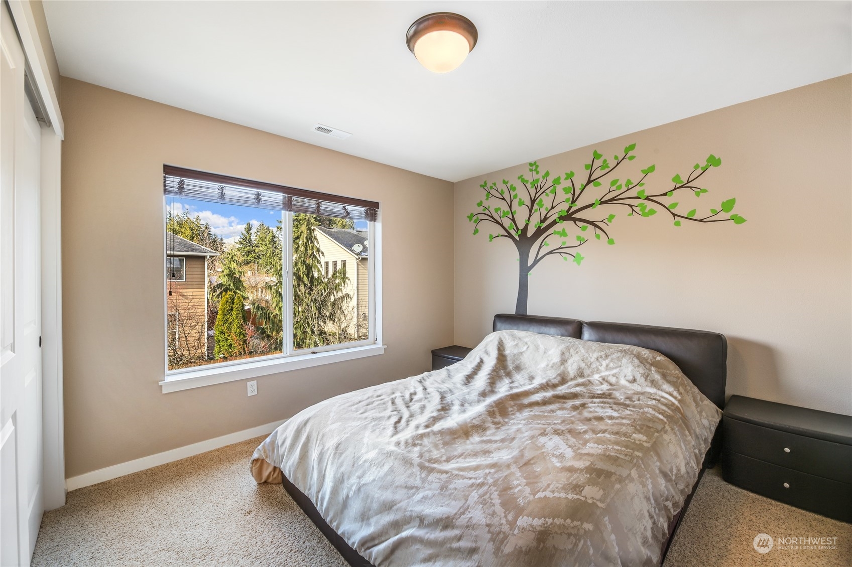 655 Ilwaco Place Northeast Renton, WA 98059 - Photo 17 of 25 Gallery Image 17