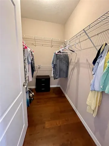 a view of utility room