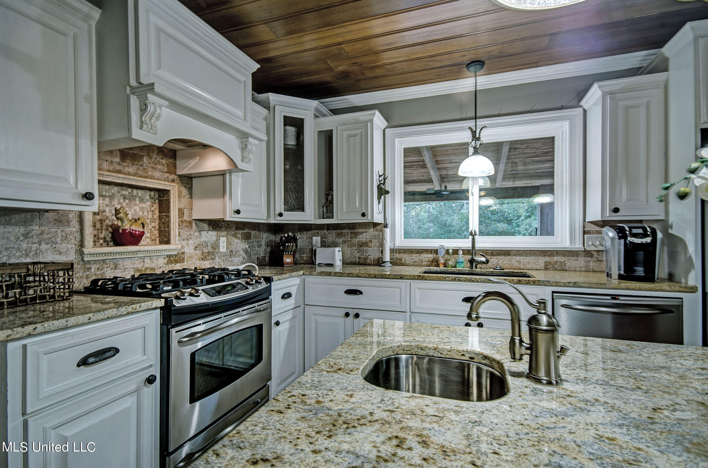 655 Meadowbrook Road Jackson, MS 39206 - Photo 11 of 33 IMGP9224_5_6