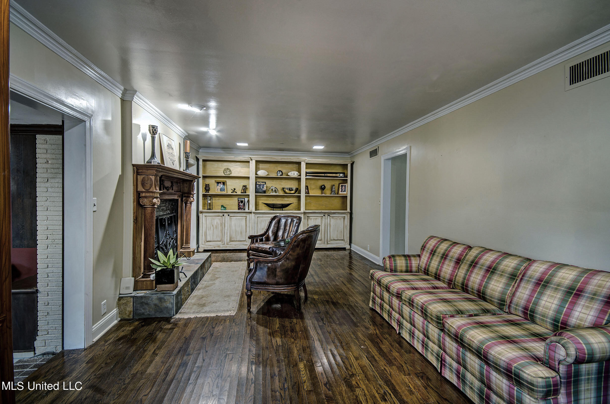 655 Meadowbrook Road Jackson, MS 39206 - Photo 15 of 33 IMGP9191_2_3