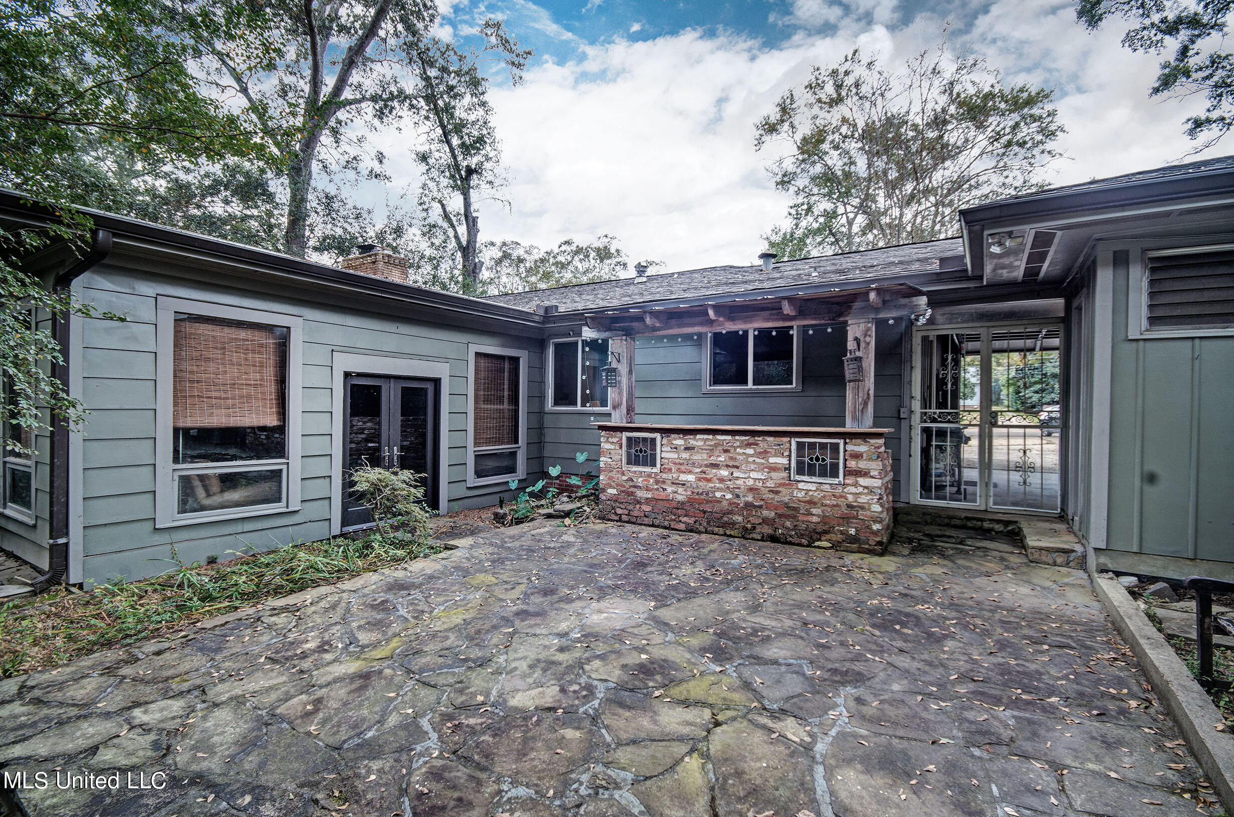 655 Meadowbrook Road Jackson, MS 39206 - Photo 29 of 33 IMGP9158_59_60