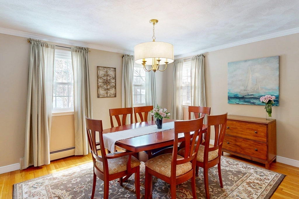57 Colonial Road Medfield, MA 02052 - Photo 11 of 38 Gallery Image 11
