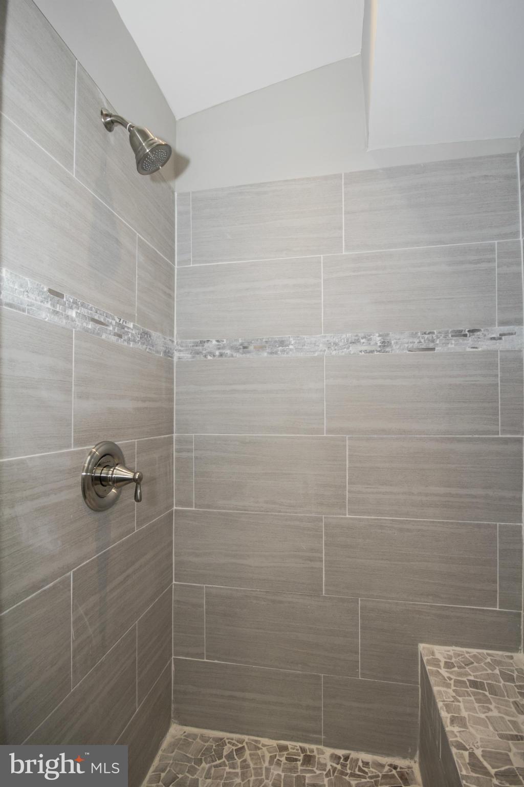 4430 Raspe Avenue Baltimore, MD 21206 - Photo 20 of 26 Bath (Master)