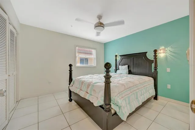$10,000 | 614 Norton Street, Longboat Key, FL 34228