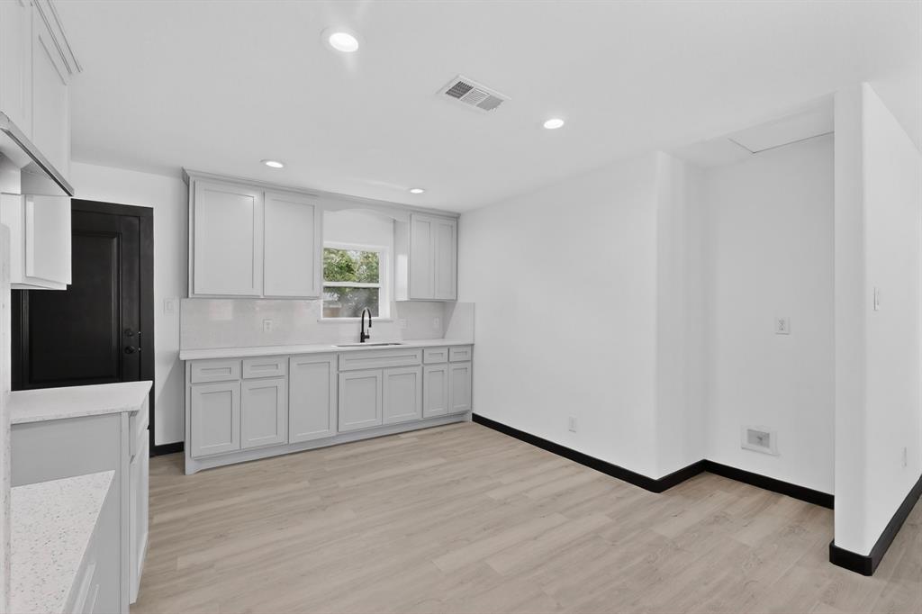 1624 Houghton Road Dallas, TX 75217 - Photo 12 of 40